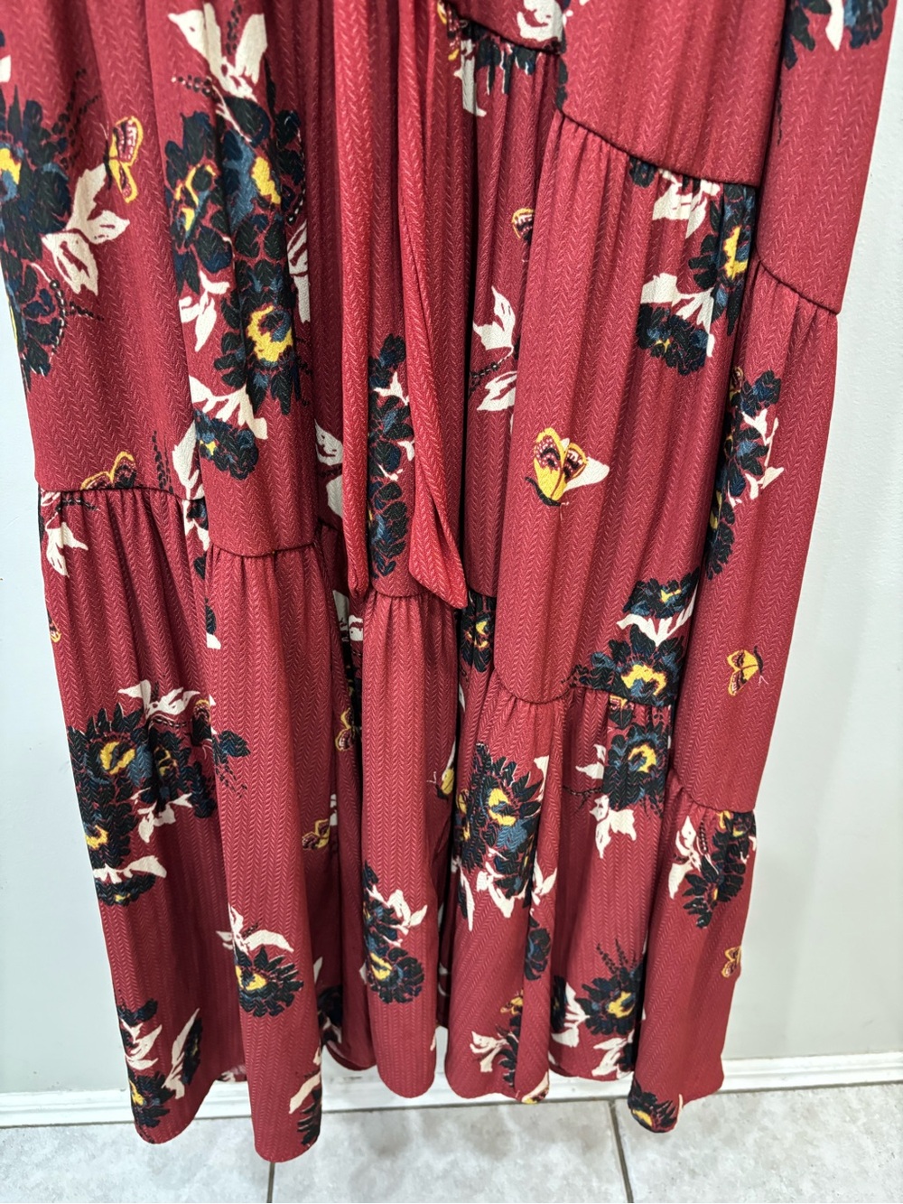 Free People Tiered Belted Floral Burgundy Maxi Dress Women’s Size 8 - Picture 8 of 12